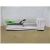 Image 1 : ESTATE (NEW):  VIDAL SASSOON CURLING IRON IN ORIGINAL BOX