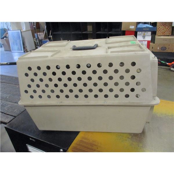 ESTATE:  PET CAGE (24" X 15" X 18")