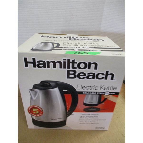 ESTATE (NEW):  HAMILTON BEACH 7.2 CUP ELECTRIC KETTLE IN ORIGINAL BOX