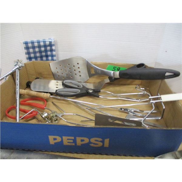 ESTATE:  FLAT C/W ASSORTED UTENSILS