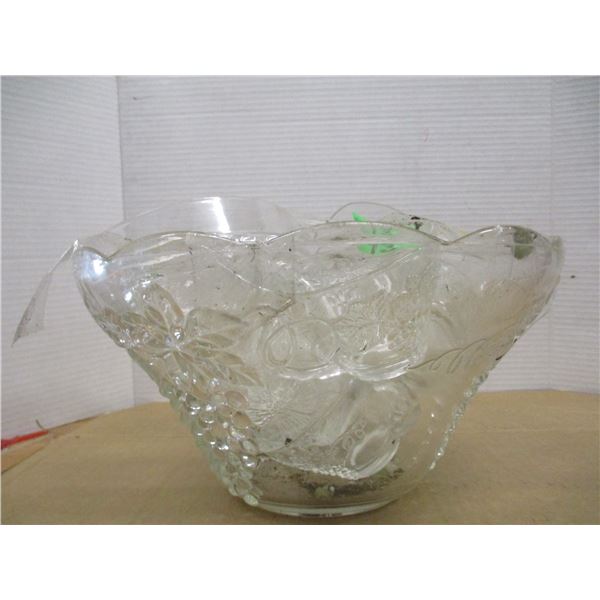 ESTATE:  PUNCH BOWL & CUPS