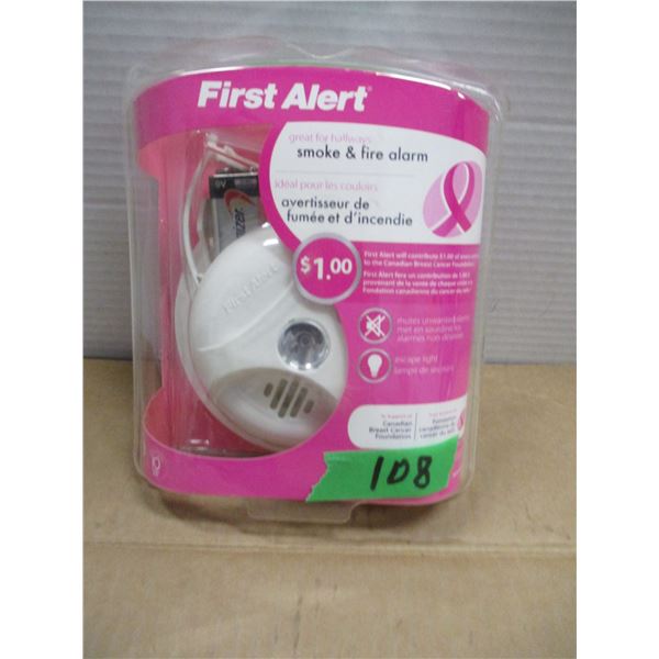 ESTATE/NEW:  FIRST ALERT SMOKE & FIRE ALARM