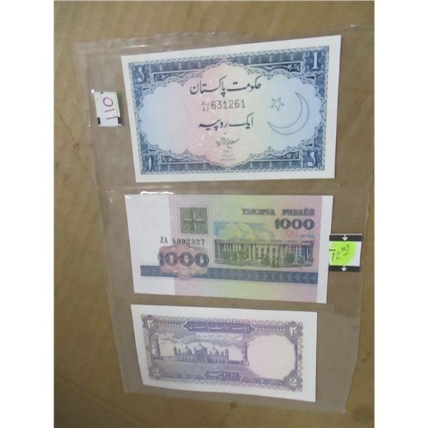 SET OF 3 UNCIRCULATED WORLD BANK NOTES