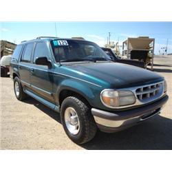FORD  EXPLORER XLT 4 X 4 SUV s/n 1FMDU34X9TUA23588: