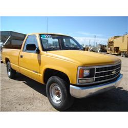CHEVROLET 2500 PICKUP s/n 1GCGC24K2KE145625: