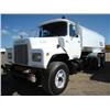 Image 1 : MACK DM686SX 4000 GALLON T/A WATER TRUCK s/n 1M2B128C6DA009393: