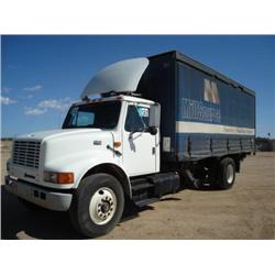 INTERNATIONAL 4900 VAN TRUCK s/n 1HTSDAAN0SH656624: