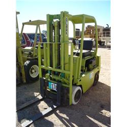 CLARK C-500-35 3500lb. WAREHOUSE FORKLIFT s/n 3556682535: