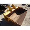 Image 1 : 58in. EXCAVATOR BUCKET FOR JOHN DEERE
