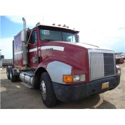 INTERNATIONAL 90S TRUCK TRACTOR s/n 2HSFHASR9RC093750