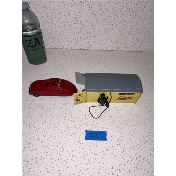 Vintage Schuco Kommando Garage