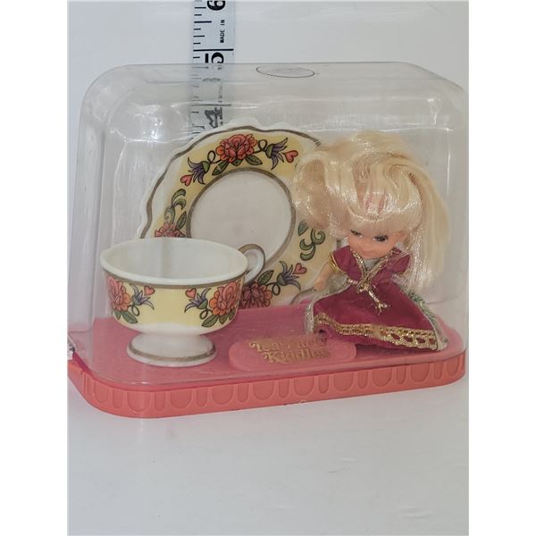 Vintage 1969 Mattel Tea Party Kiddles Lady Grimson Encased