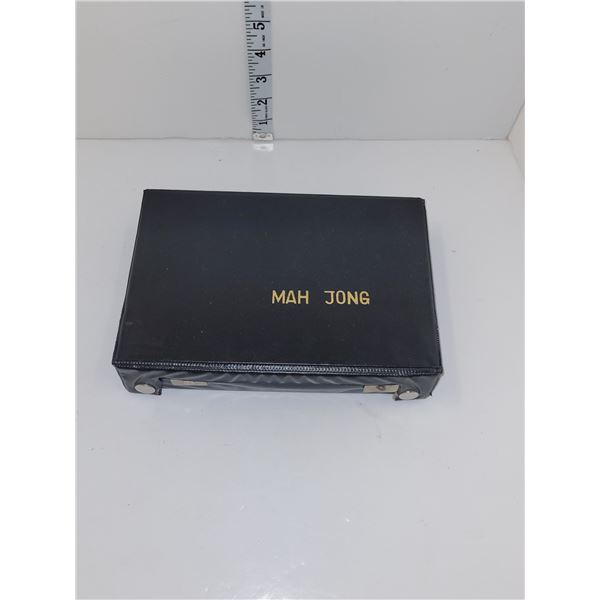 Vintage 1960's MAHJONG Chinese game of four winds (contents sealed)