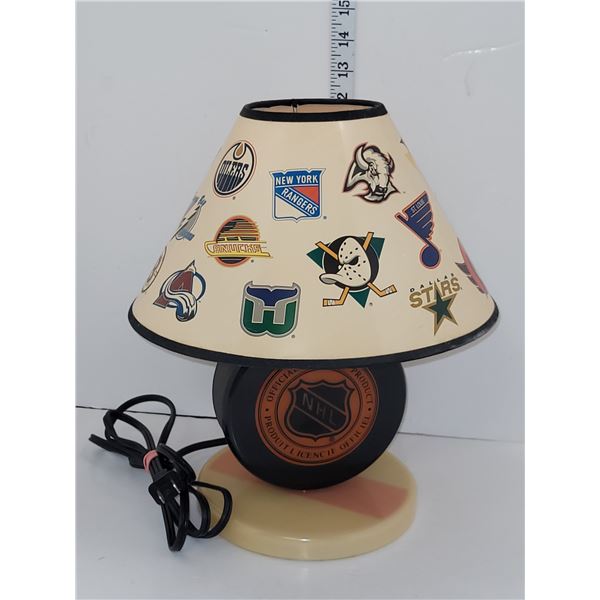 Vintage Sports Cast NHL Official Mixed Team's Hockey Lamp & Puck (Great working condition)