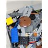 Image 3 : Tub of LEGO Millenium Falcon Pieces