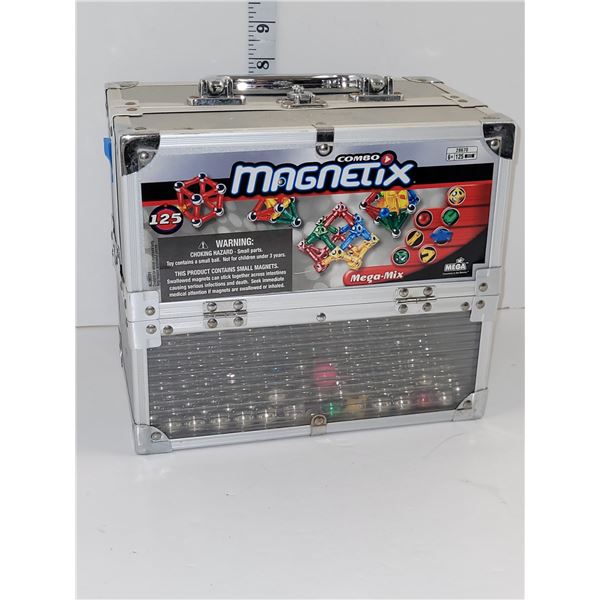 Magnetix Connective Box With Contents