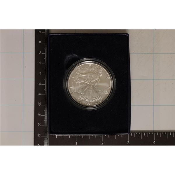 2007-W UNC AMERICAN SILVER EAGLE WITH CERTIFICATE