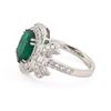 Image 2 : 2.73 ctw Emerald and 0.82 ctw Diamond Platinum Ring