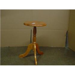 3 leg oak fern stand