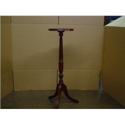Round 3 leg cherry fern stand