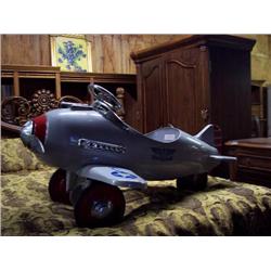 Older plane pedal ride