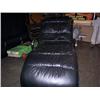 Image 1 : Blk leather lounge chair ( beautiful)