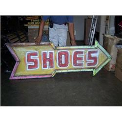 Wooden Arrow shoe sign 70"