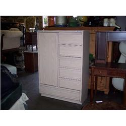 Wht wash oak armwa chest 6 drawers, 1 door