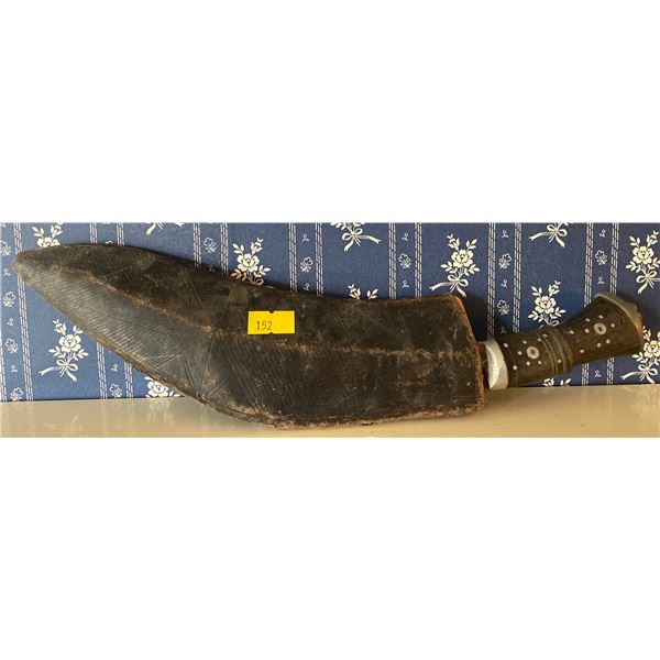 Unique Curved Hunting Knife w/ Sheath