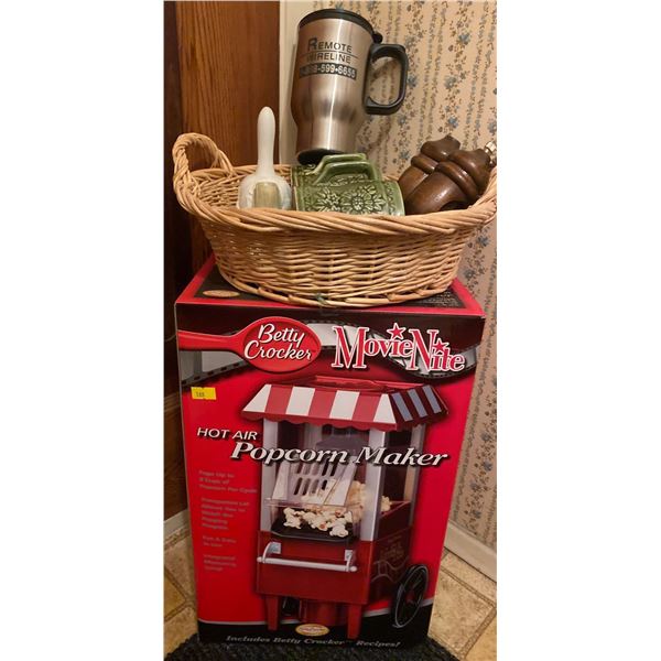 Betty Crocker Pop Corn Maker w/ Assorted Kitchen Essentials