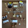 Image 1 : Assorted Ladies Costume Jewelry Pieces