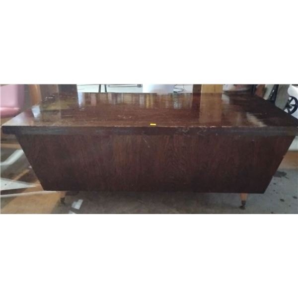 Vintage Decorative Bench/ Chest 61x25x29