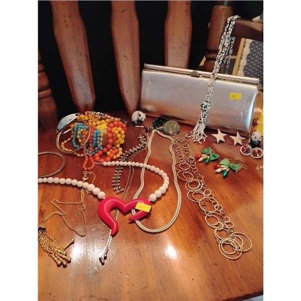 Vintage Silver Clutch w/ An Assortment of 925 Silver & Costume Jewelery Pieces