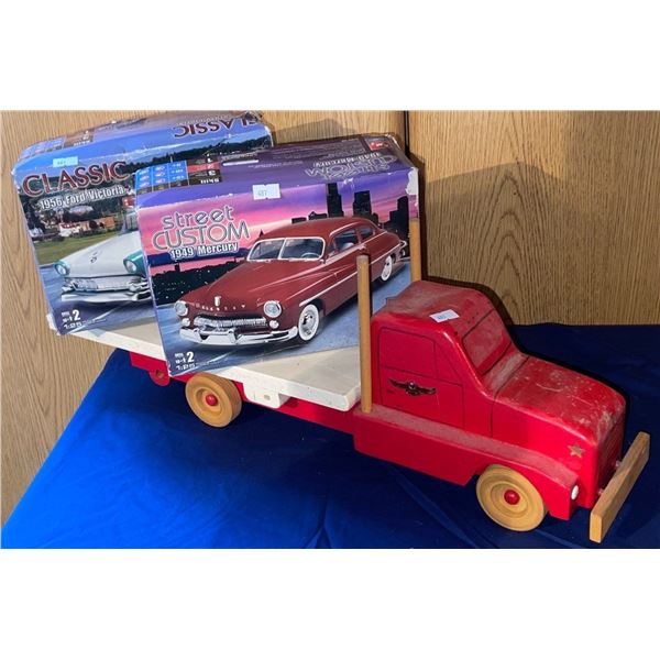 Handmade Wood Semi Truck w/ 2 Unassembled Model Cars