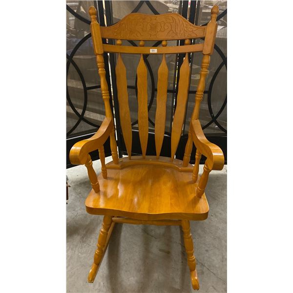 Beautiful White Oak Rocking Chair / Glider 49T