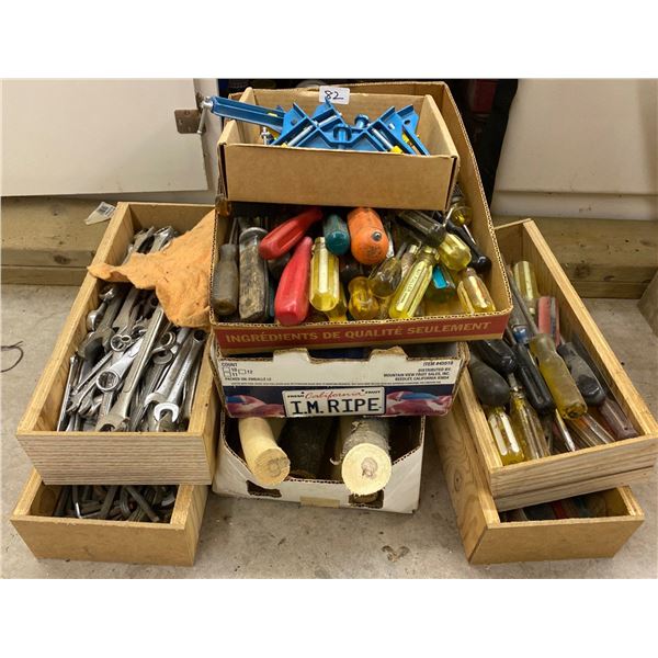 An Excellent Bang For Your Buck.Hefty Hand Tool Hoard Wrenches Ratchits Screw Drivers & More