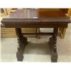 Image 1 : Beautiful Hand Carved Mahogany Accent Table 33x34
