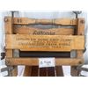 Image 3 : Authentic Early 1900s "Eatonia by Eaton's"  Wringer Washer