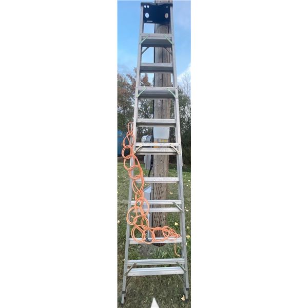 12 Foot 'Featherlight' A Frame Aluminum Ladder w/ 40 Foot Extension Cord