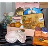 Image 1 : Feminine Dresser Decor Jewlery Box Trinkets Figurines & More