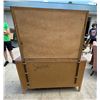 Image 8 : BASSETT FURNITURE CHEST OF DRAWERS WITH MIRROR (MATCHES LOT 13)