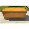 Image 16 : VINTAGE LANE CEDAR CHEST