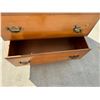 Image 11 : FOUR-DRAWER HORUICK'S MAPLE DRESSER