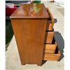 Image 13 : FOUR-DRAWER HORUICK'S MAPLE DRESSER