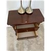 Image 2 : 34x15x36 Mahogany Side Table w/ 2 Lamps