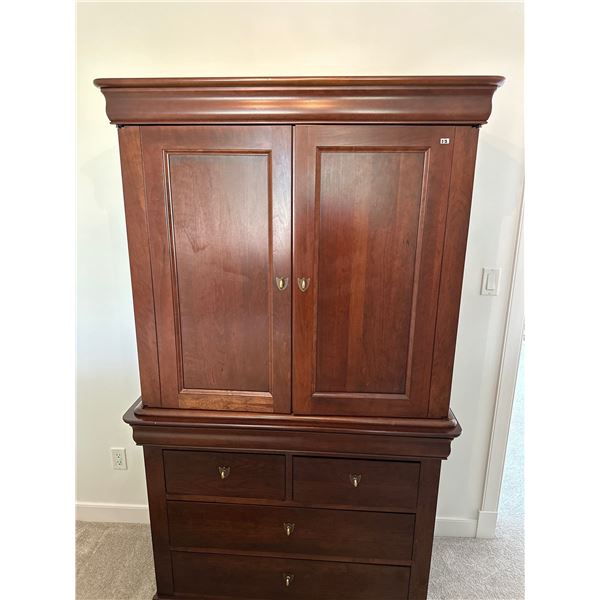 42x26x72 Mahogany Amour