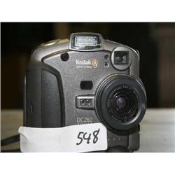 KODAK DC260 DIGITAL CAMERA