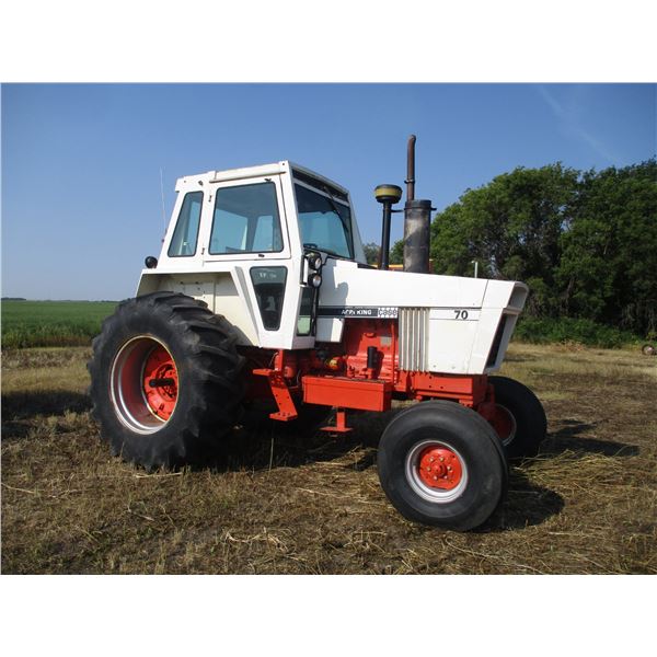 Case 1070 AgriKing Tractor - 2WD, Has AC - 5924Hrs. - Serial 10081490
