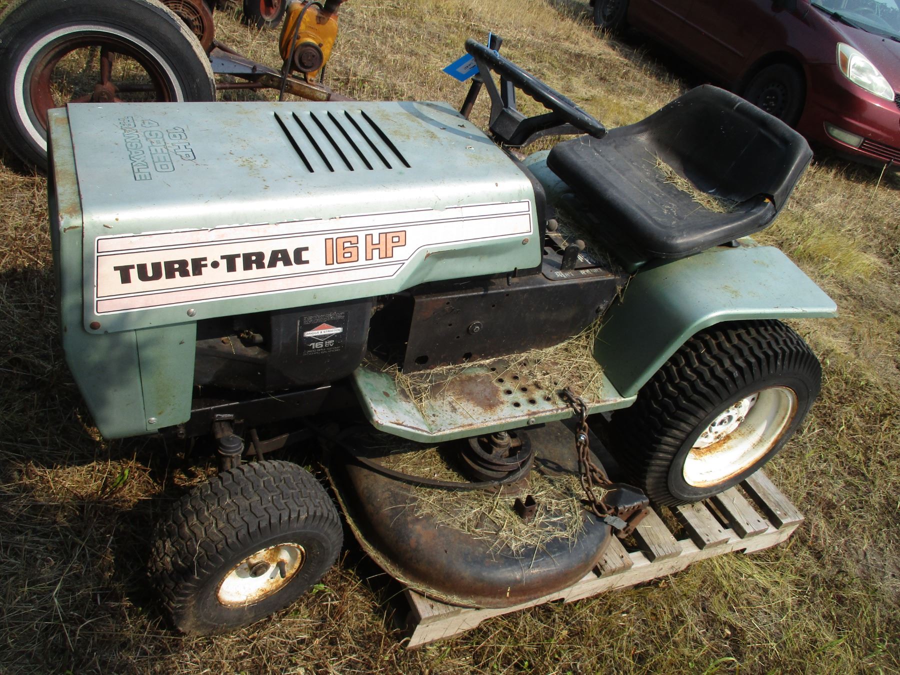 Turf-Trac Garden Tractor w/ Mower Deck - 16Hp - For Parts - Bodnarus ...