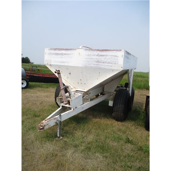 Fertilizer Spreader, PTO Powered